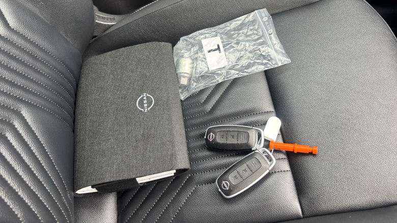 Nissan Juke 1.6 Hybrid Tekna 5dr Auto Hybrid Hatchback